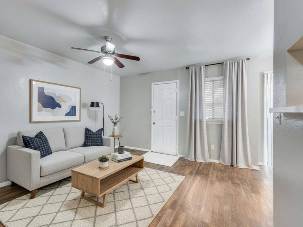 1122 Millview Drive #1103, Arlington, TX 76012