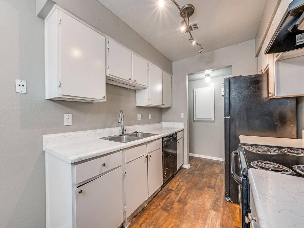 1122 Millview Drive #1103, Arlington, TX 76012