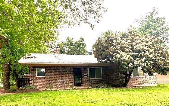 501 W College Street, Rising Star, TX 76471