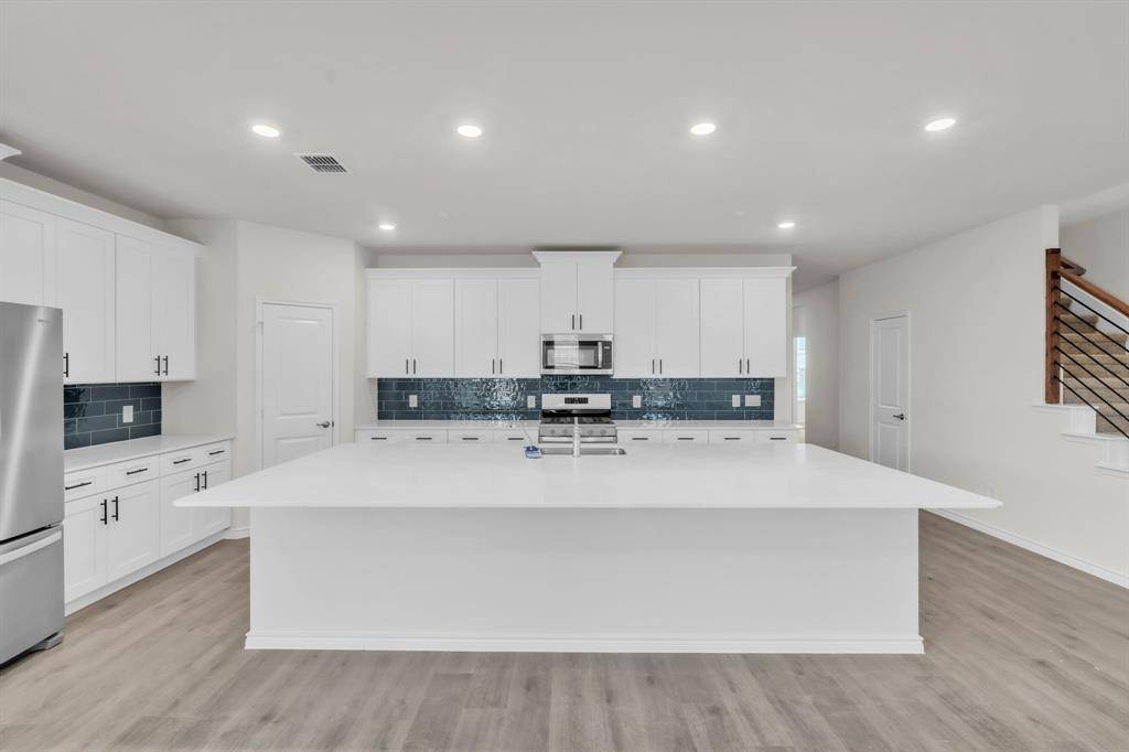 9404 Gossamer St, Mckinney, TX 75071