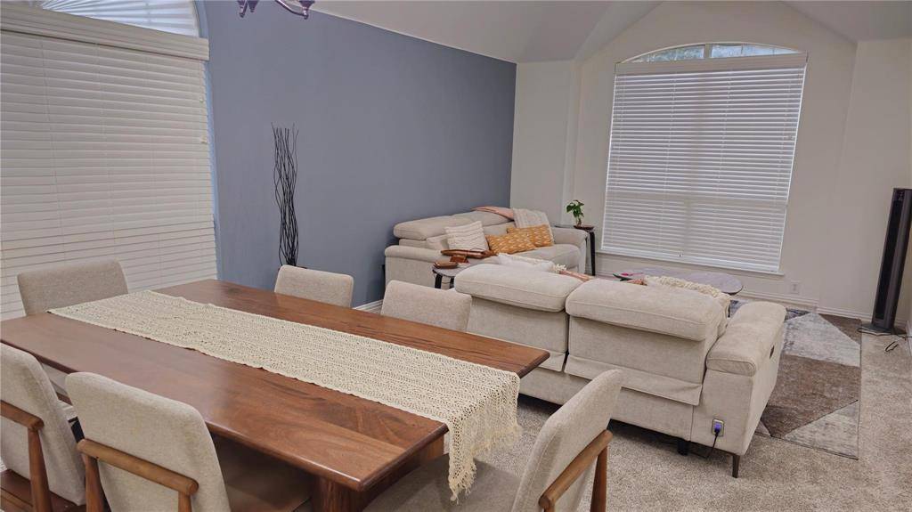 3002 Manor Green Boulevard, Euless, TX 76039