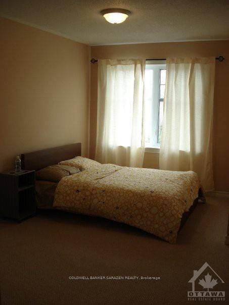 92 Selhurst AVE, Barrhaven, ON K2G 7C9