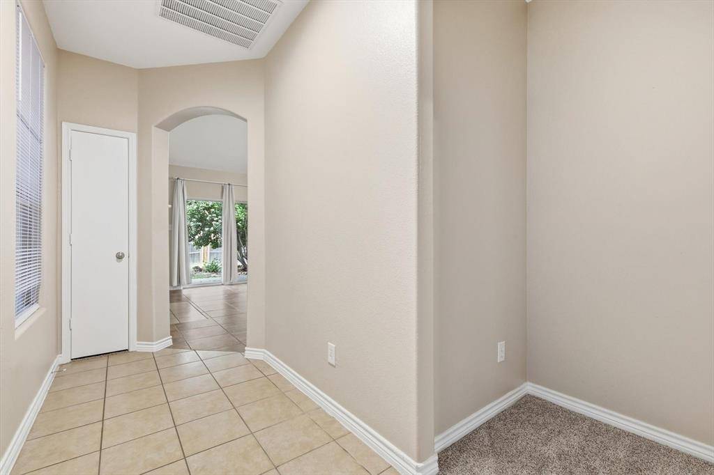 2201 Windsor Farms Drive, Denton, TX 76207