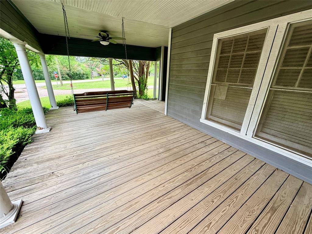 302 W Orville Street, Wills Point, TX 75169