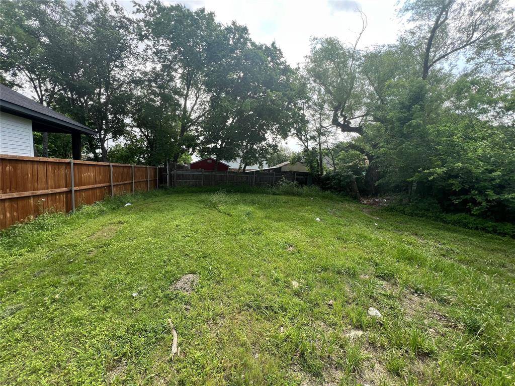 4126 Esmalda Street, Dallas, TX 75212