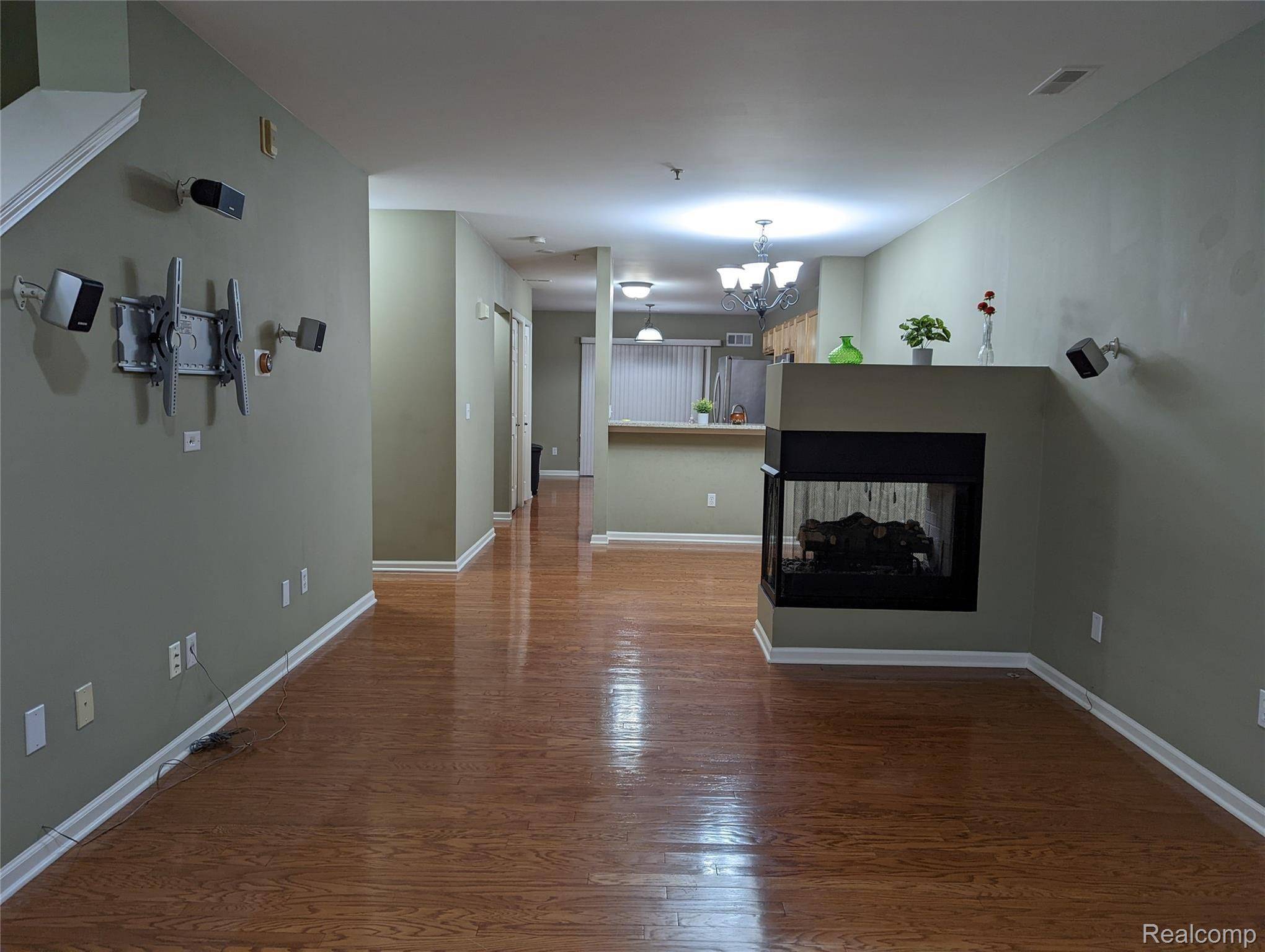 3248 NEWBURY PL #11, Troy, MI 48084