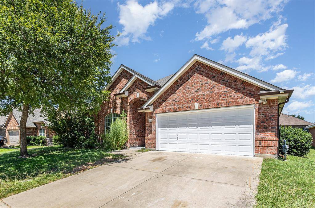 601 Valencia Drive, Arlington, TX 76002