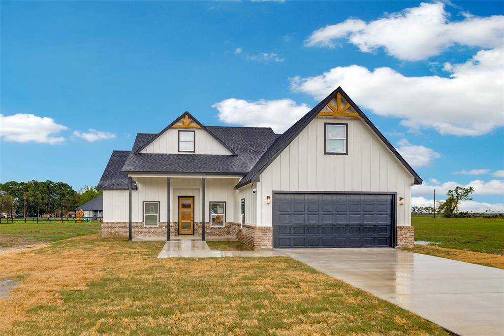 104 Pitchfork Ranch Road, Trinidad, TX 75163