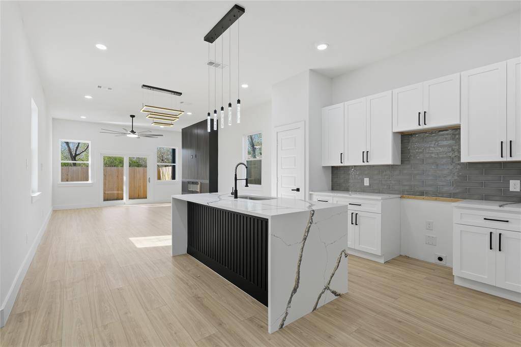 4215 Carpenter Avenue, Dallas, TX 75210