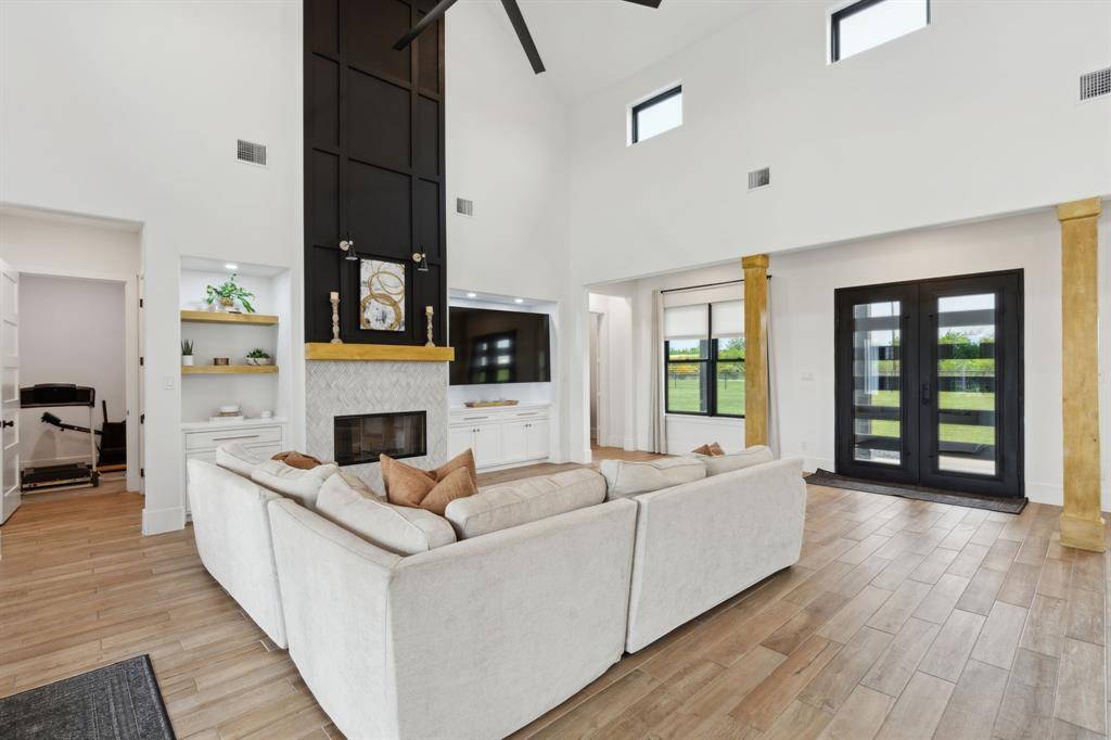 4775 S Bonnie Brae Street, Argyle, TX 76226