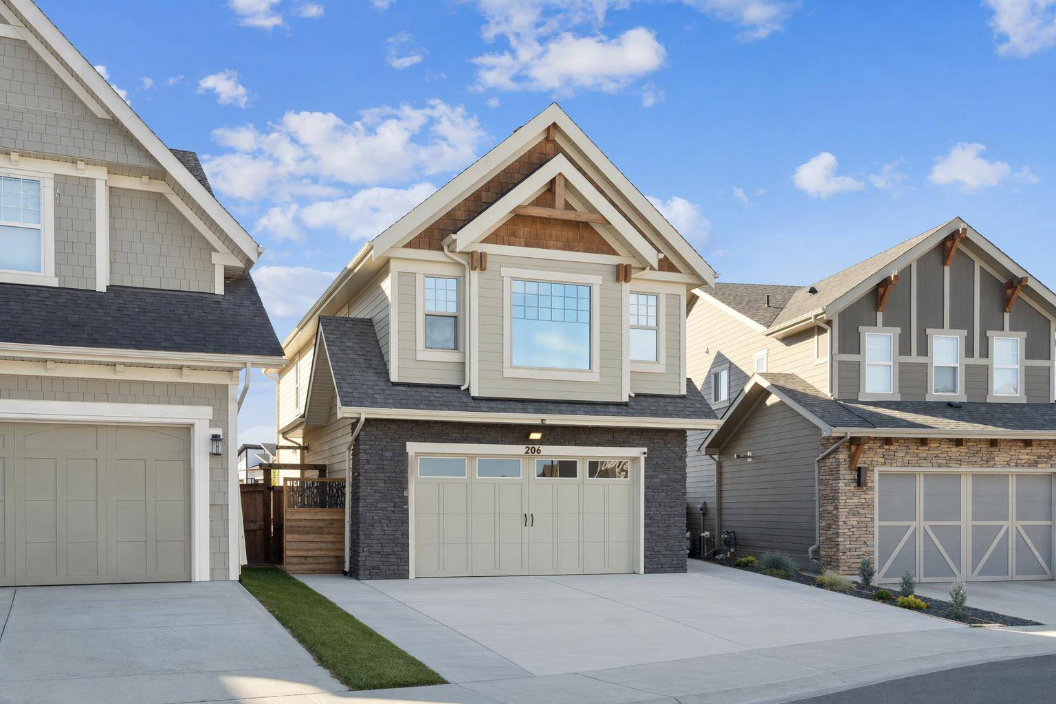 206 Riviera VW, Cochrane, AB T4C 0Z1