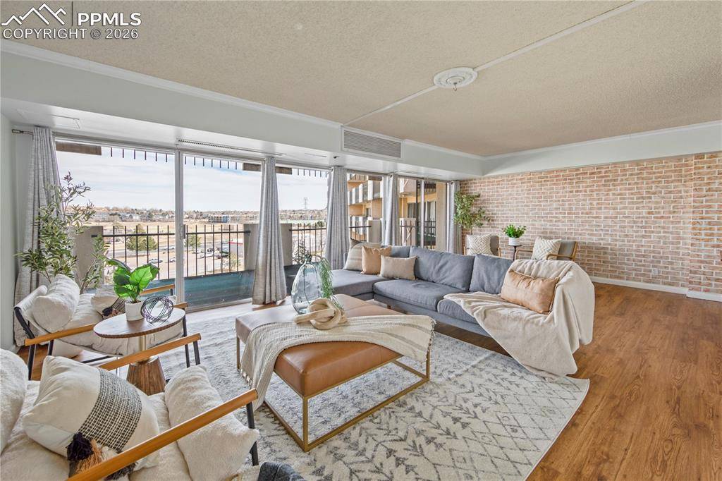 411 Lakewood CIR #A802, Colorado Springs, CO 80910