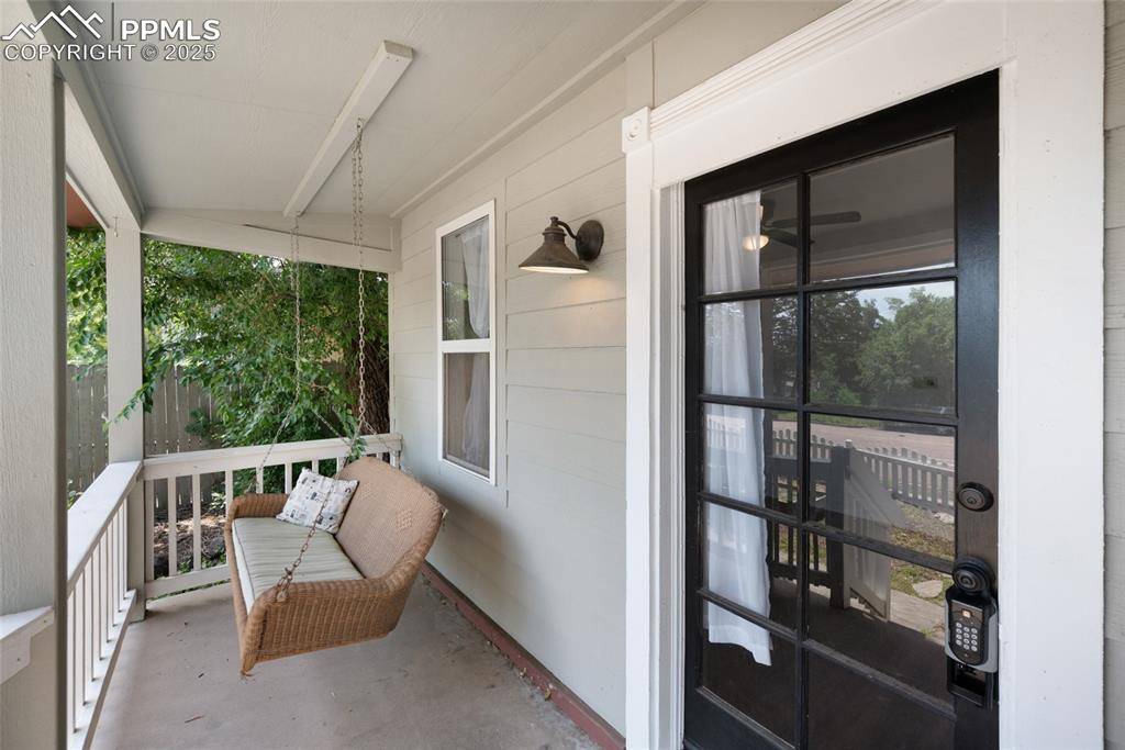 634 N Corona ST, Colorado Springs, CO 80903