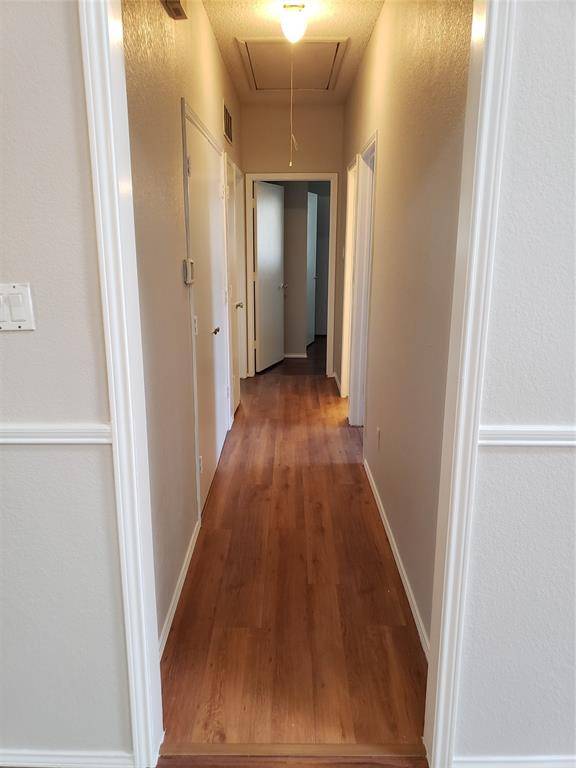 940 S Old Orchard Lane, Lewisville, TX 75067