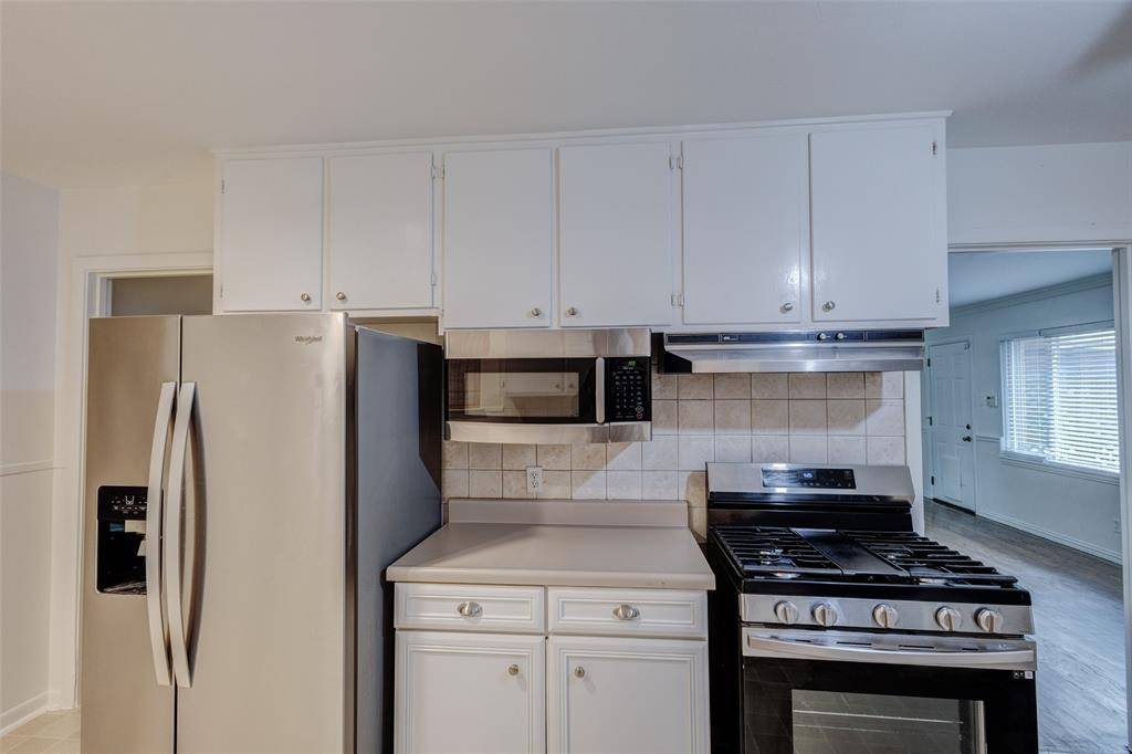 3263 Bilglade Road, Fort Worth, TX 76133