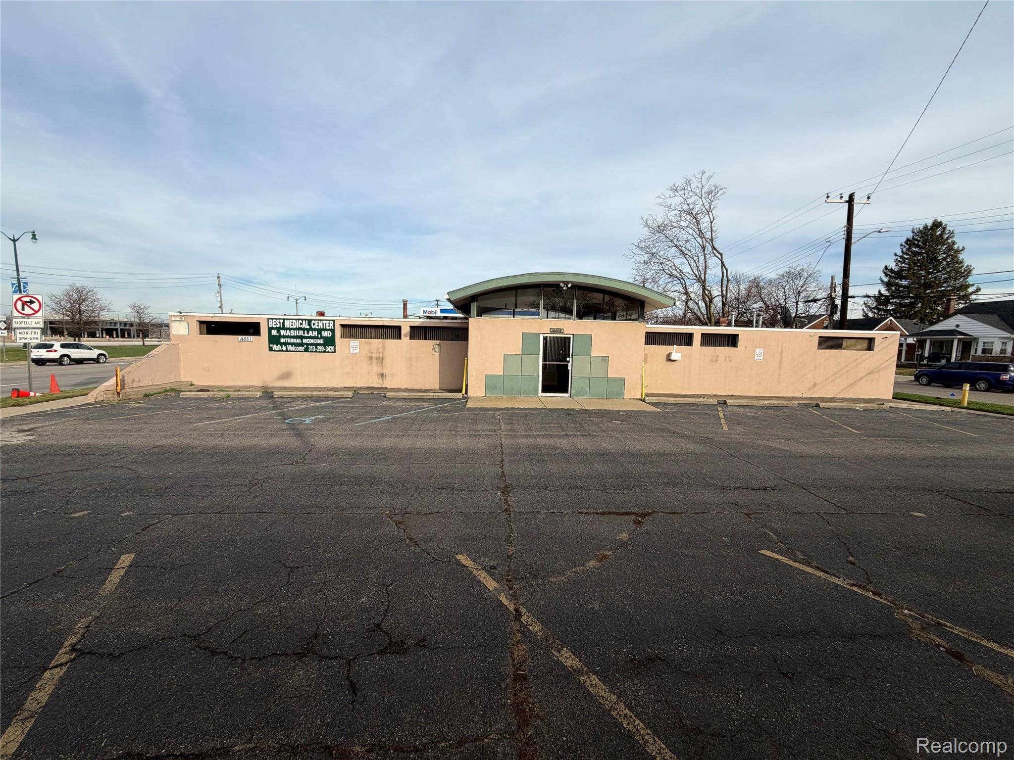 14551 Southfield RD, Allen Park, MI 48101