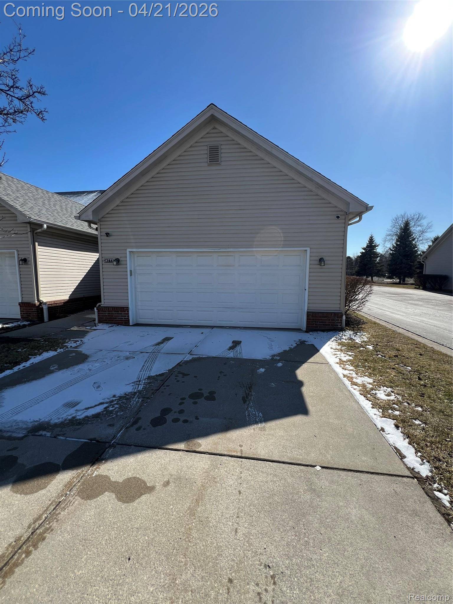 24777 Ashley CT, Redford Charter Township, MI 48239