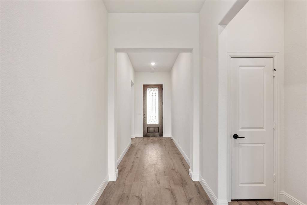 200 Sweetwater Drive, Commerce, TX 75428