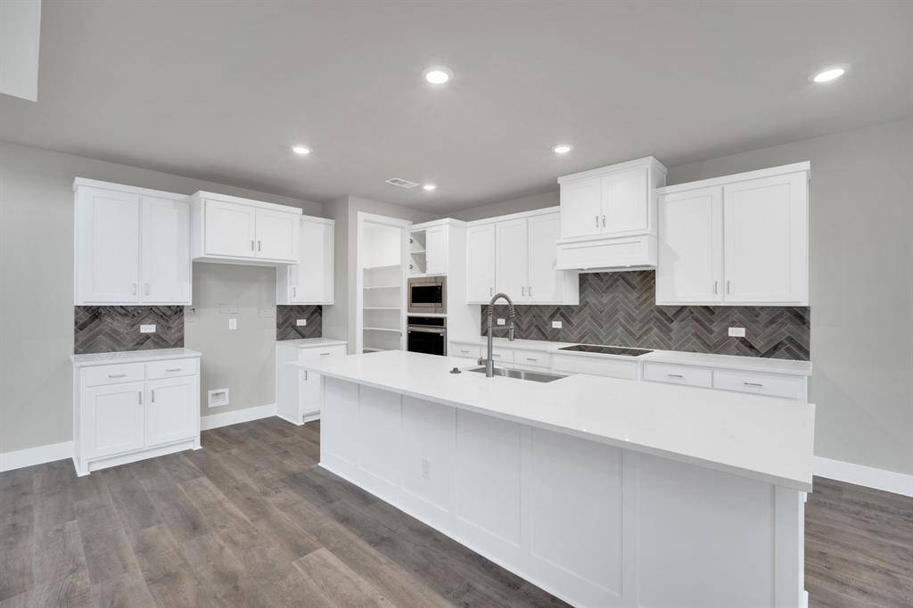 4309 Laurel Trail, Midlothian, TX 76065