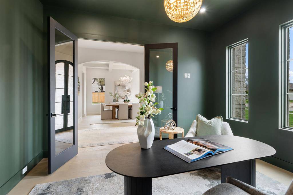 10917 Beauty Lane, Dallas, TX 75229