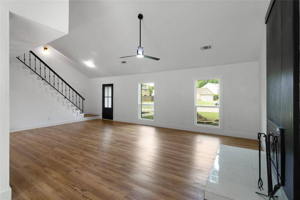 4202 Sheffield Drive, Grand Prairie, TX 75052