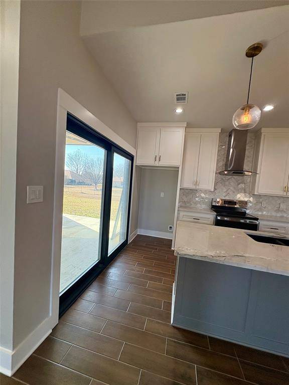 2713 Stone Briar Drive, Mount Pleasant, TX 75455