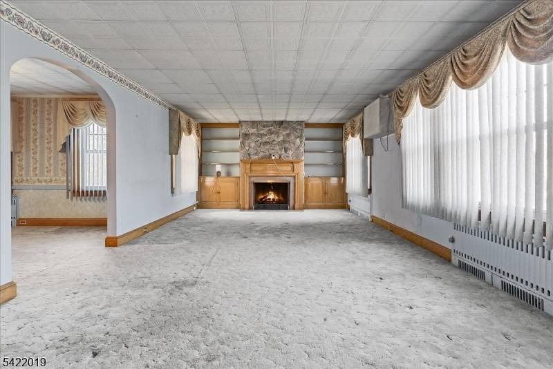 52 Manner Ave, Garfield City, NJ 07026