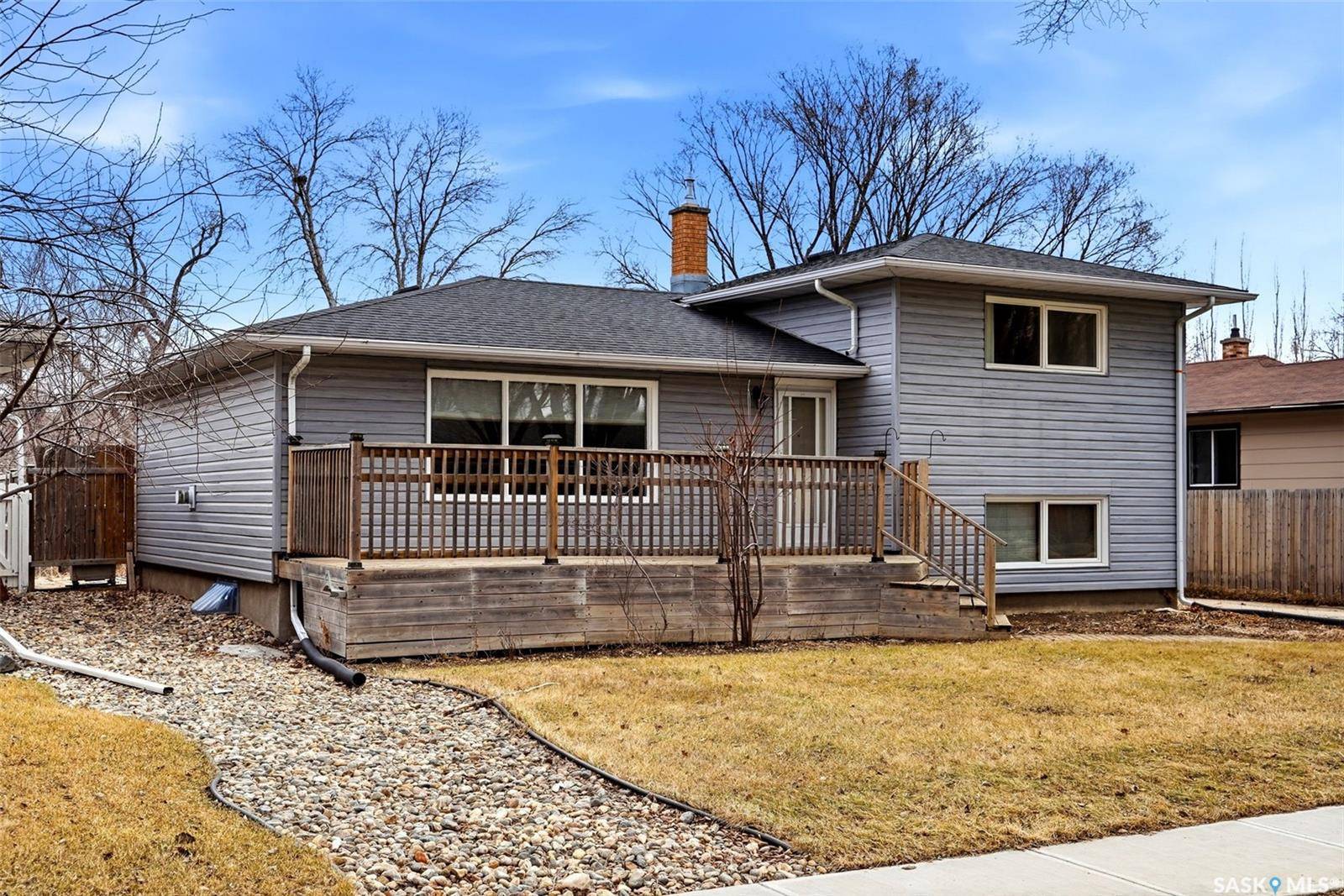 25 Knowles CRESCENT, Regina, SK S4S 4N9