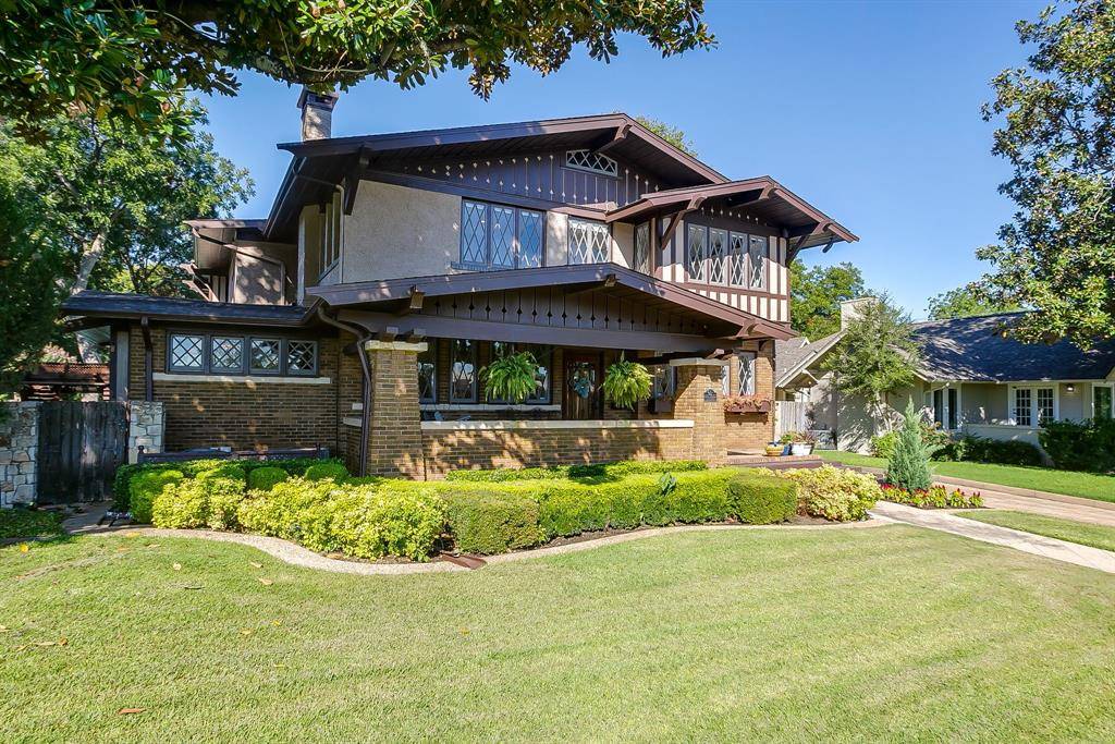 306 Prairie Avenue, Cleburne, TX 76033