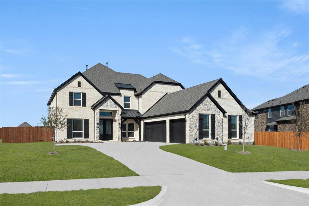 1805 Hidden Creek Drive, Midlothian, TX 76065