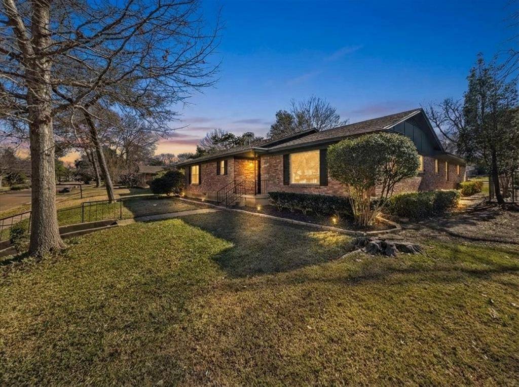 2709 Ripplewood Drive, Dallas, TX 75228