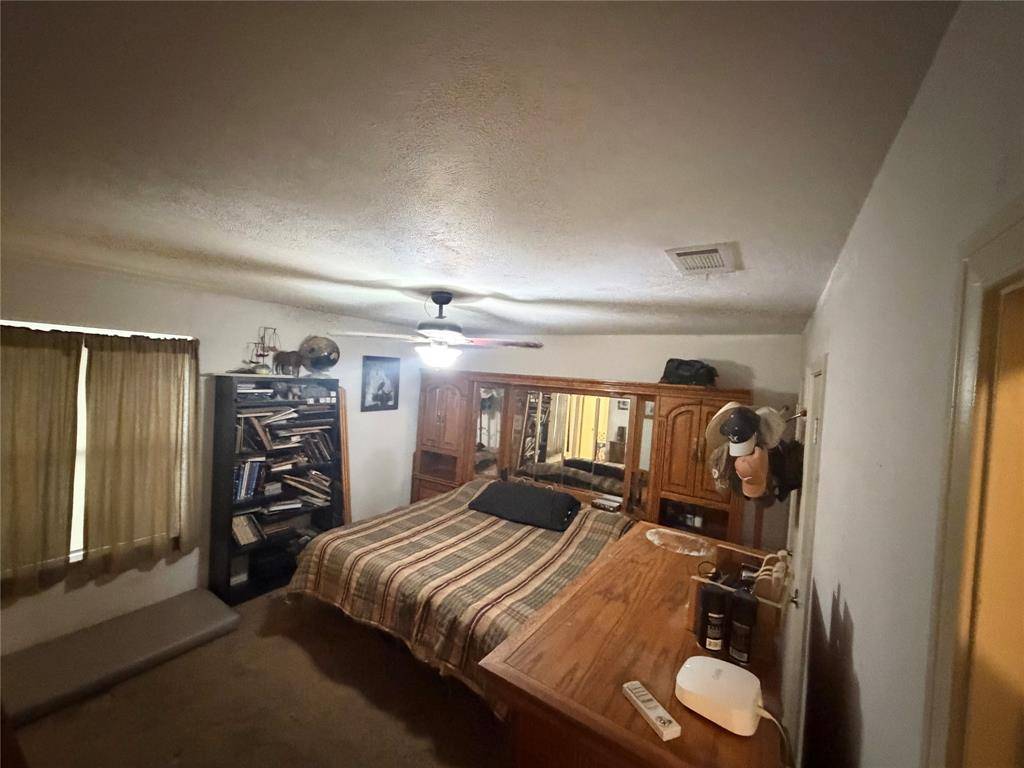 1900 17th Street, Plano, TX 75074