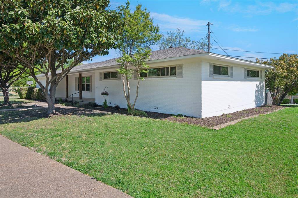 202 Joe White Street, Rockwall, TX 75087