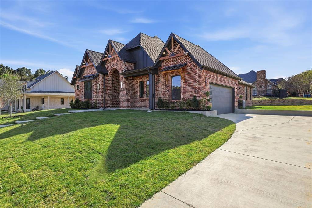 906 Tannehill Way, Athens, TX 75751