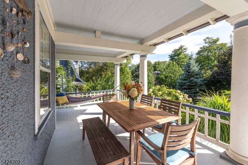 105 Durand Rd, Maplewood Twp., NJ 07040