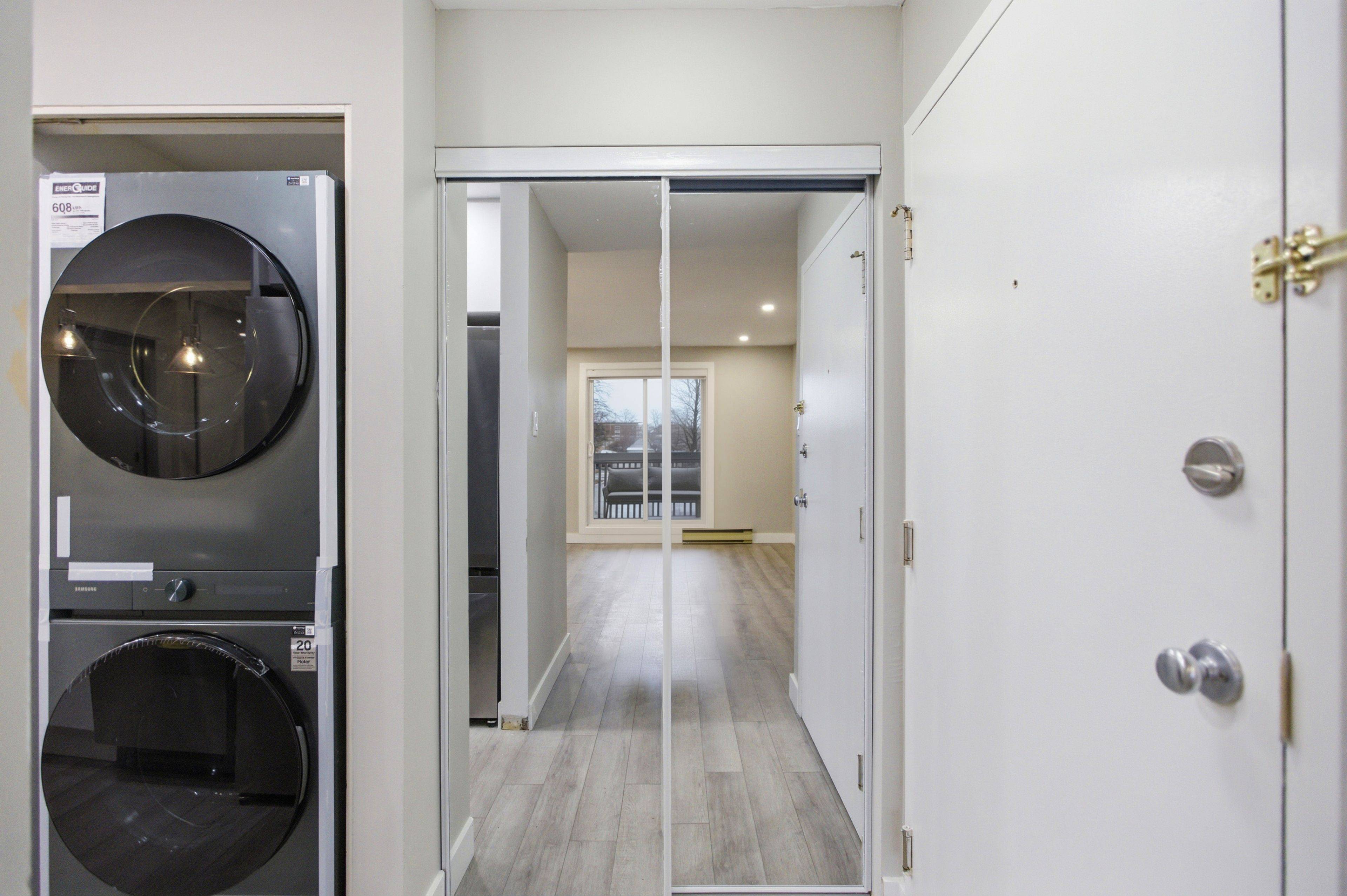 218 Viewmount DR #216, Cityview - Parkwoods Hills - Rideau Shore, ON K2E 7X5