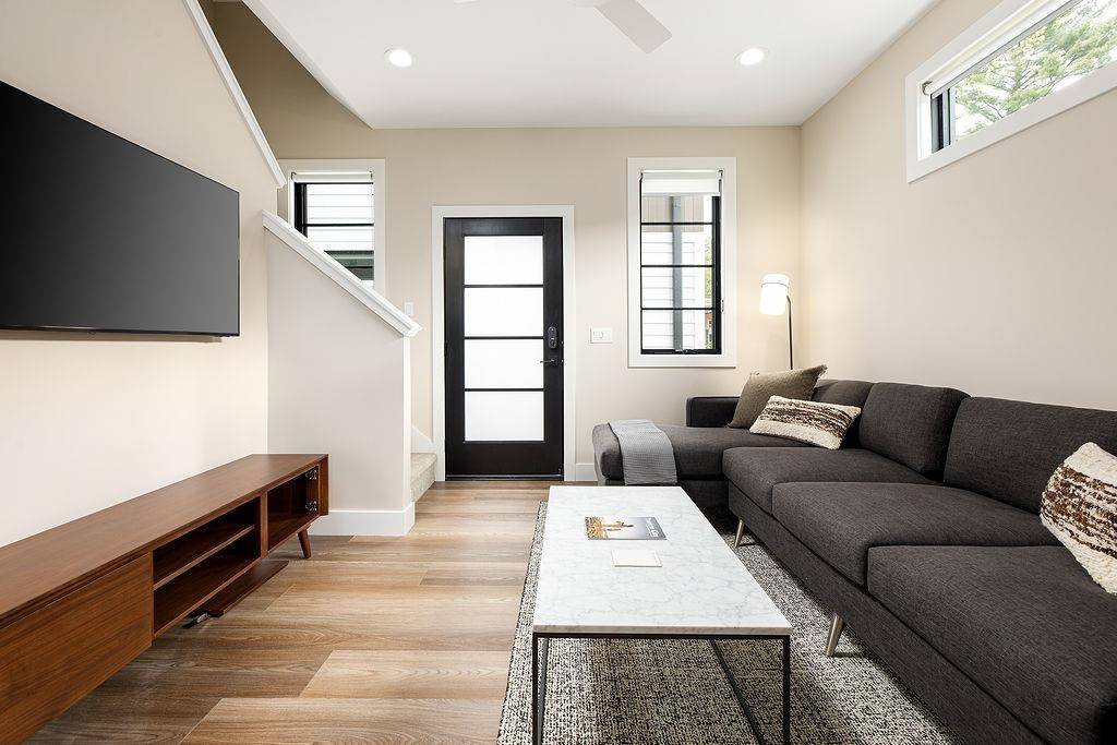 307 Hamilton ST, Traverse City, MI 49686