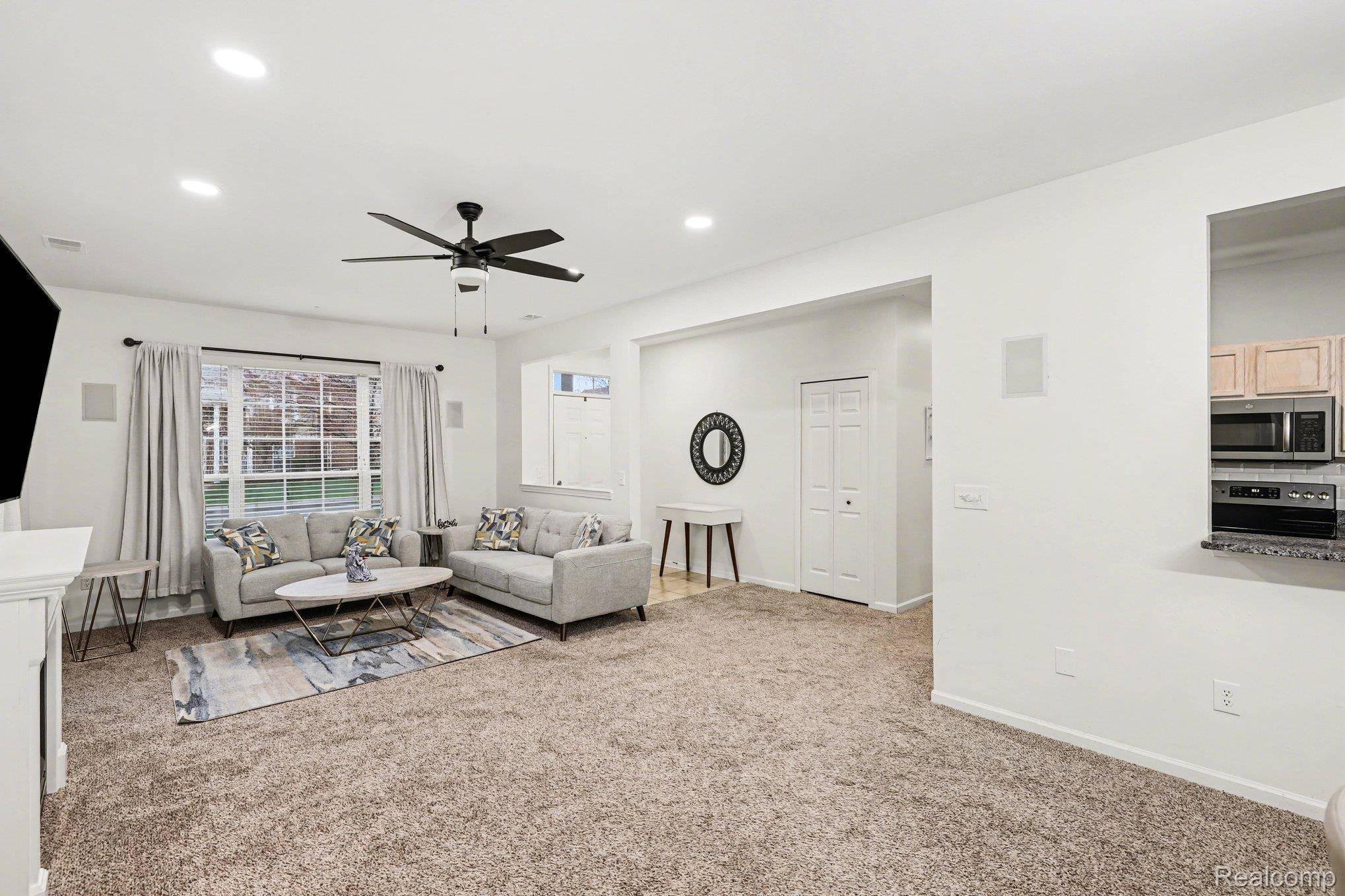 16413 Dominion DR, Macomb Township, MI 48044