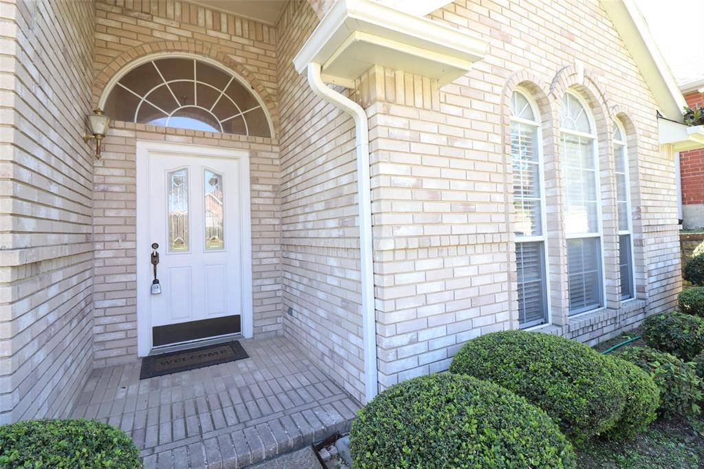 1728 Bennington Drive, Carrollton, TX 75007