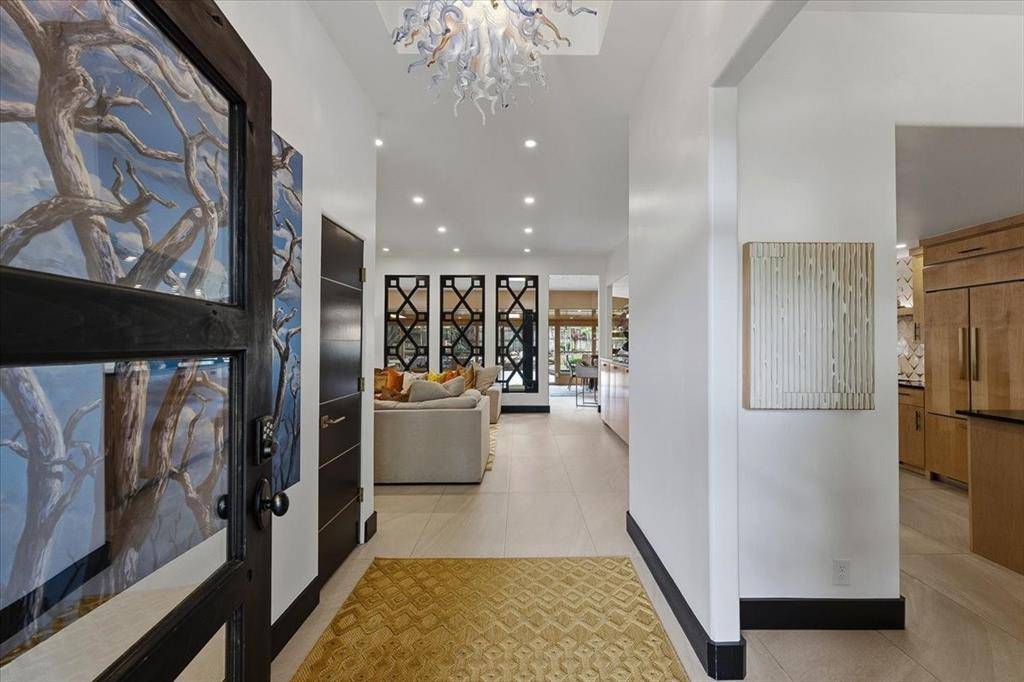 308 N Broadway Road, Azle, TX 76020