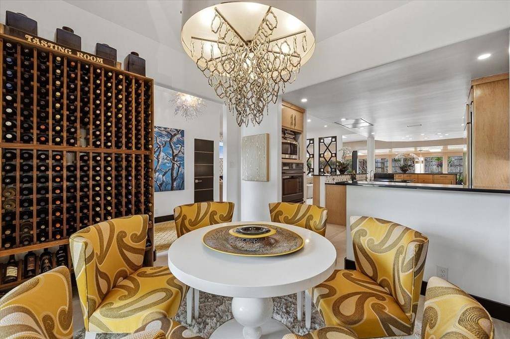 308 N Broadway Road, Azle, TX 76020