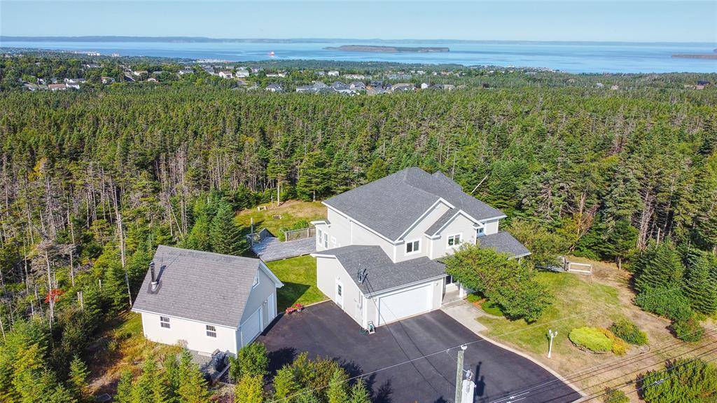 28 Vineyard Drive, Paradise, NL A1L3W5