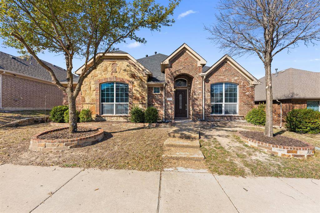 433 Castle Street, Desoto, TX 75115