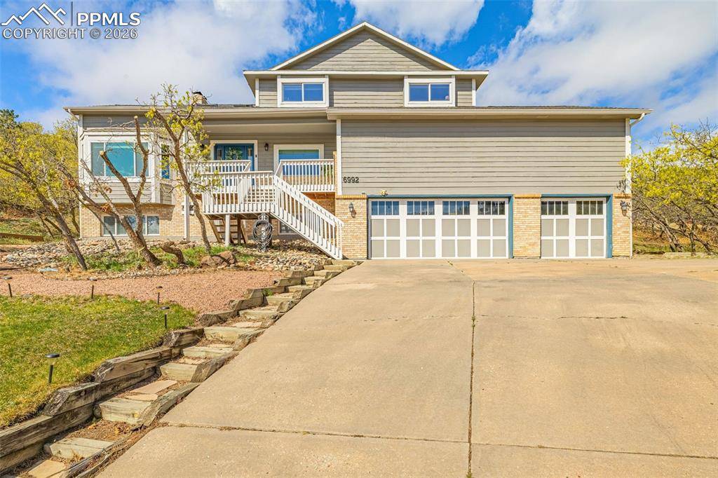 6992 Oak Valley DR, Colorado Springs, CO 80919