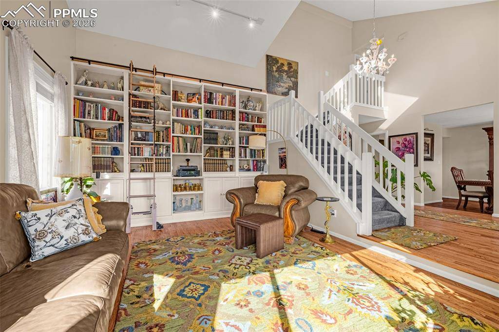 6992 Oak Valley DR, Colorado Springs, CO 80919