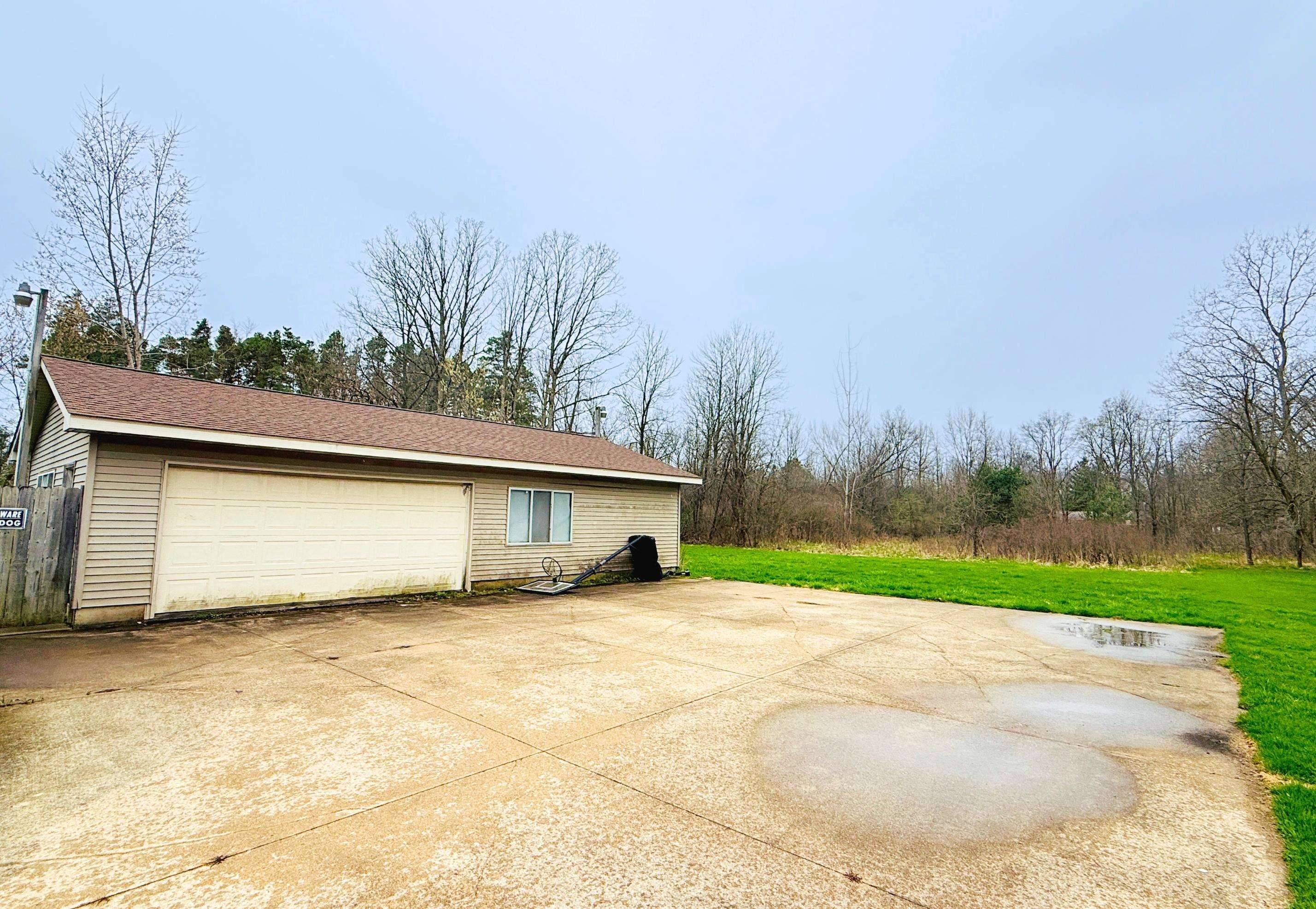 10201 N Clio RD, Viennachartertownship_genesee, MI 48420