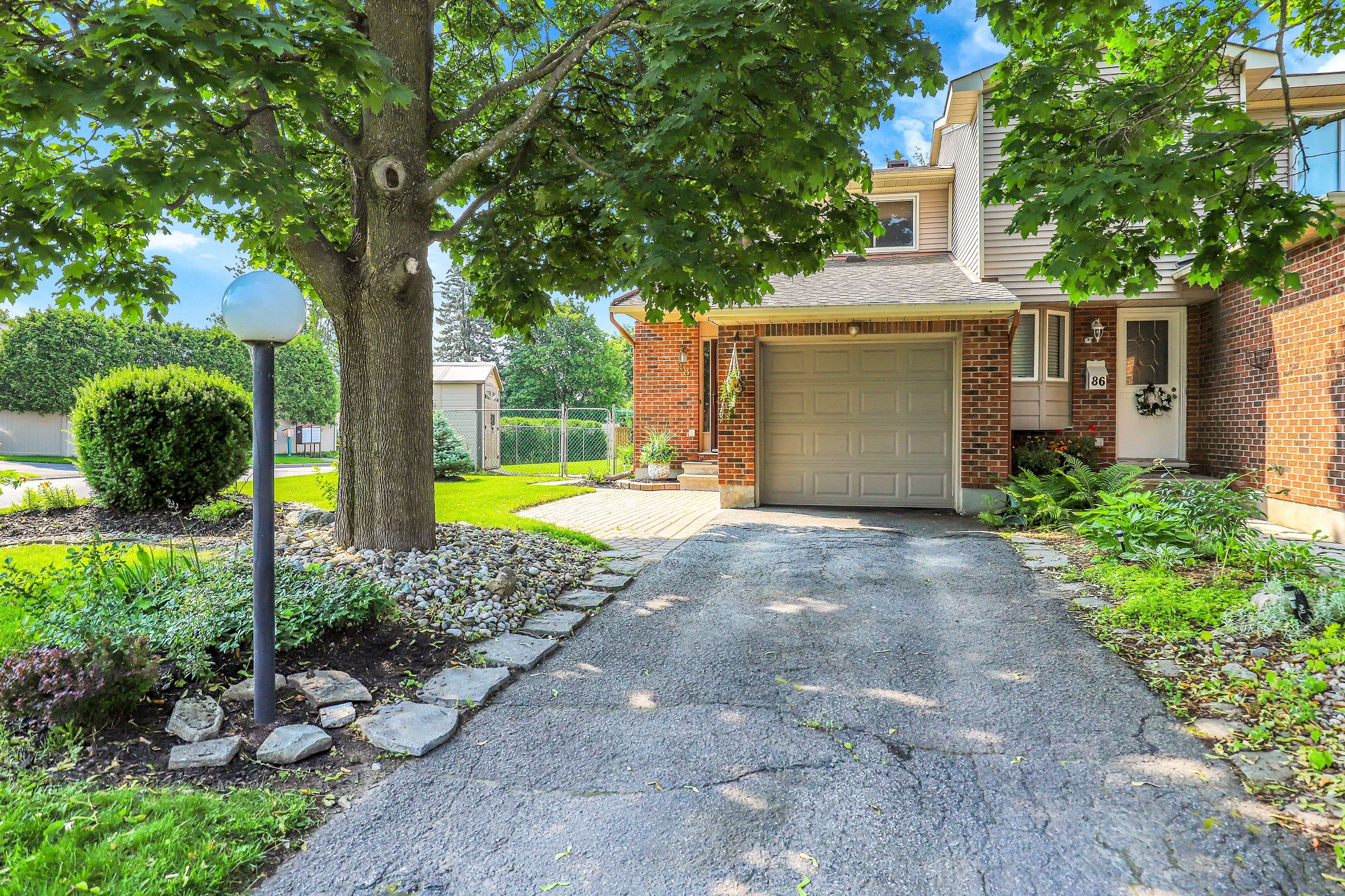 88 Homestead ST, Cityview - Parkwoods Hills - Rideau Shore, ON K2E 7N6