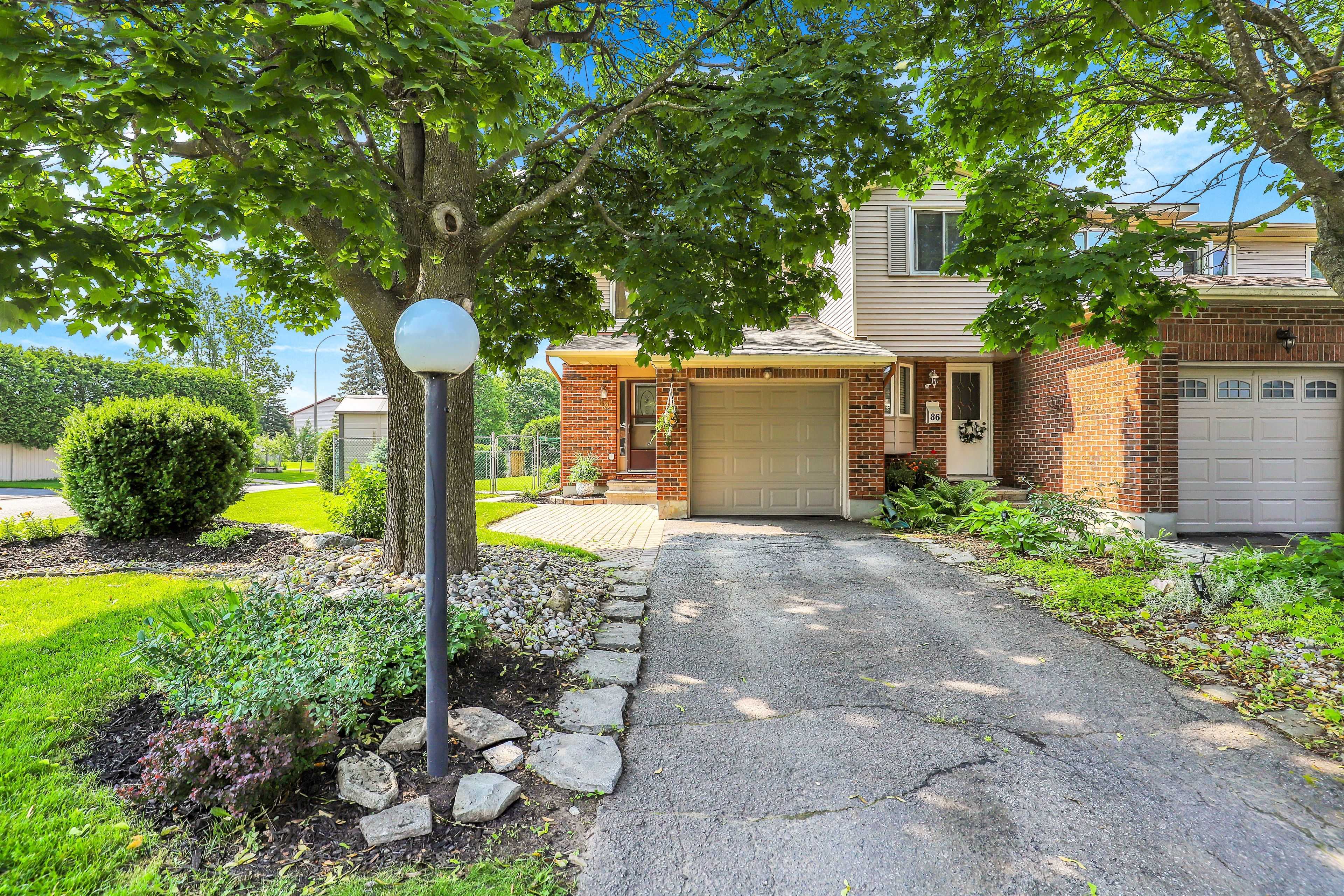 88 Homestead ST, Cityview - Parkwoods Hills - Rideau Shore, ON K2E 7N6