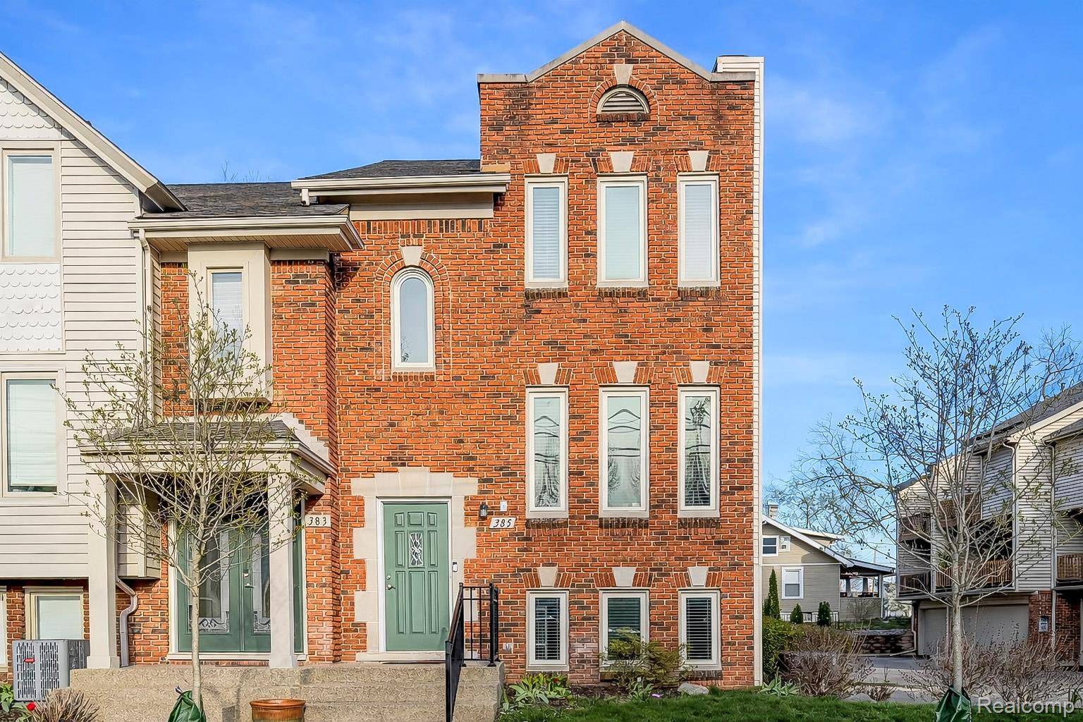 385 Hamilton ST, Plymouth, MI 48170