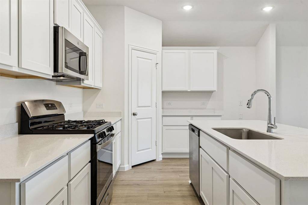 3884 Rose Hill Court, Denison, TX 75020